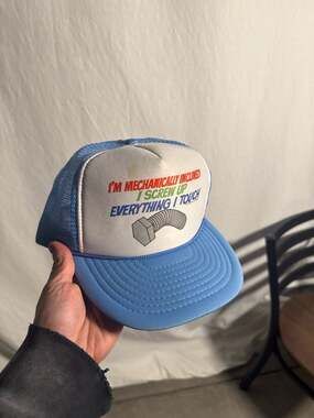 Fourstar Thrasher font skateboard T Pit to pit...